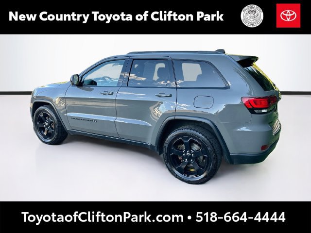 Used 2020 Jeep Grand Cherokee Laredo AWD/4WD image 5