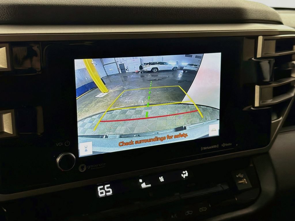 Used 2022 Toyota Tundra SR5 AWD/4WD image 13