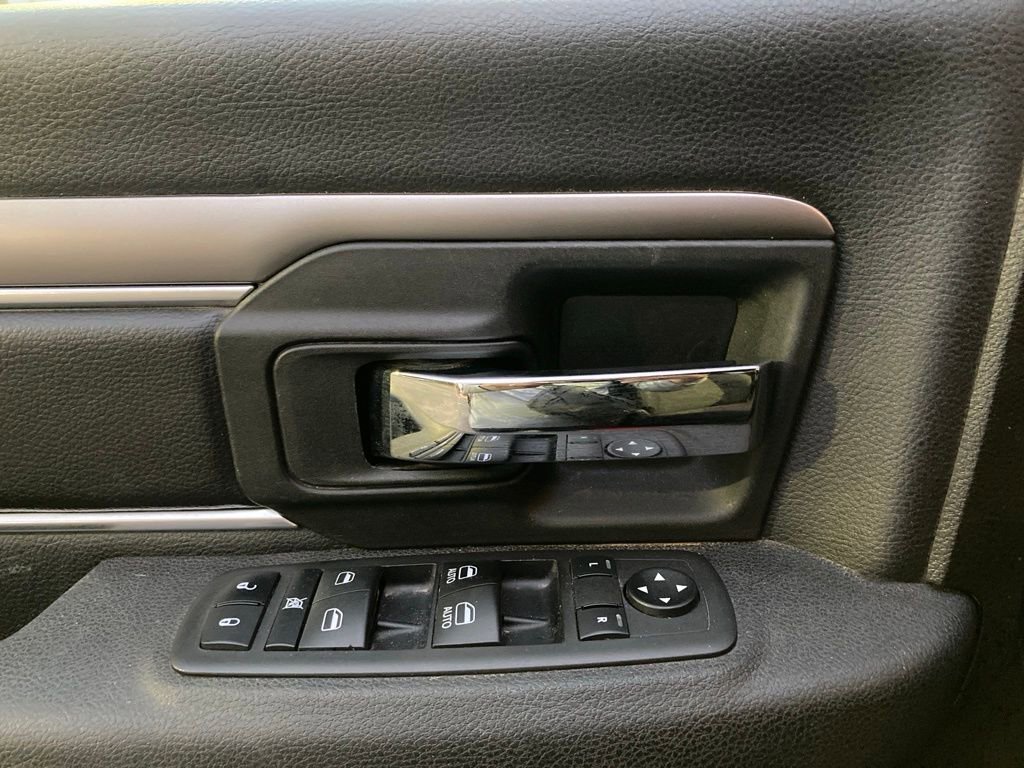 Used 2024 RAM 1500 Classic Warlock image 12