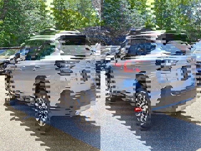 New 2025 Subaru Outback Touring image 4