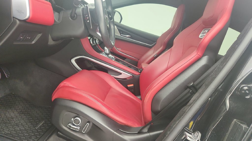 Used 2024 Jaguar F-PACE R-Dynamic S AWD/4WD image 14