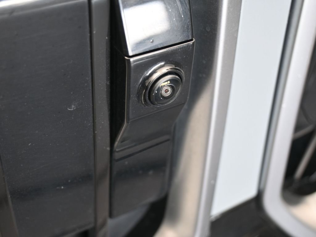 Used 2025 BMW X3 xDrive30i image 50