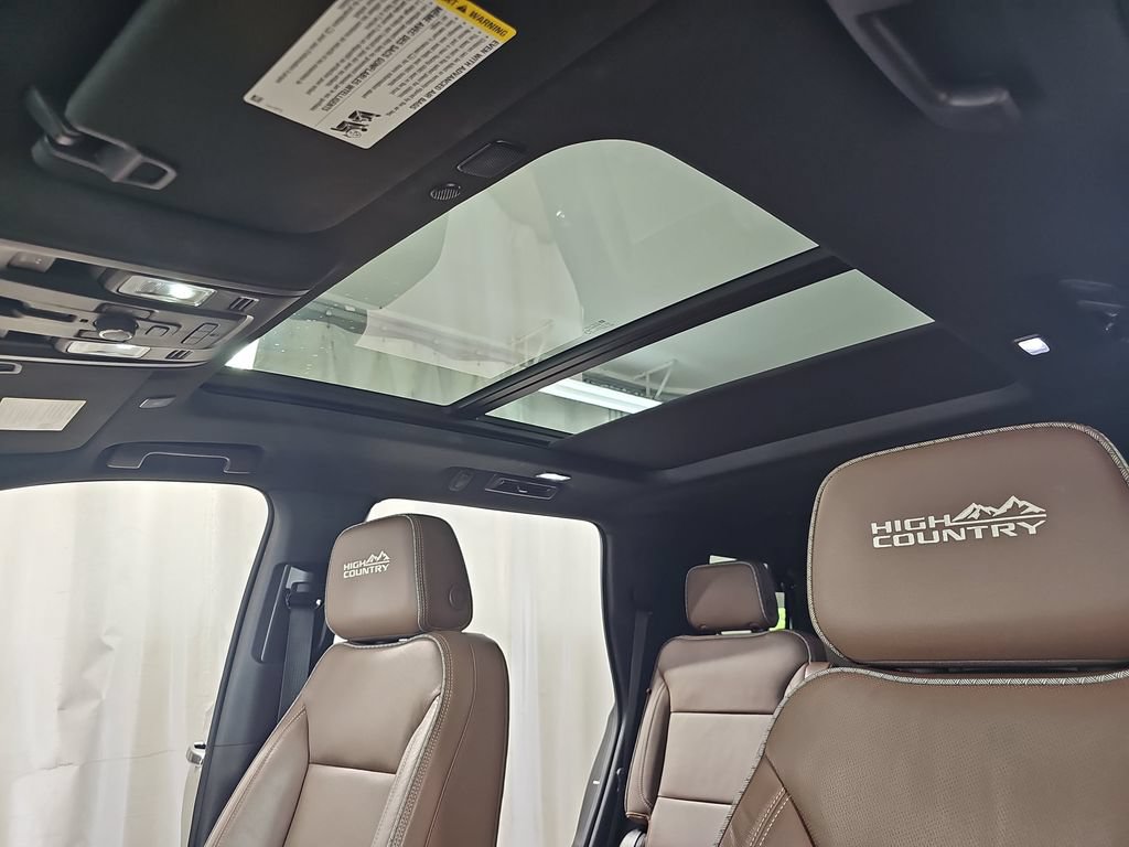 Certified 2023 Chevrolet Tahoe High Country AWD/4WD image 36