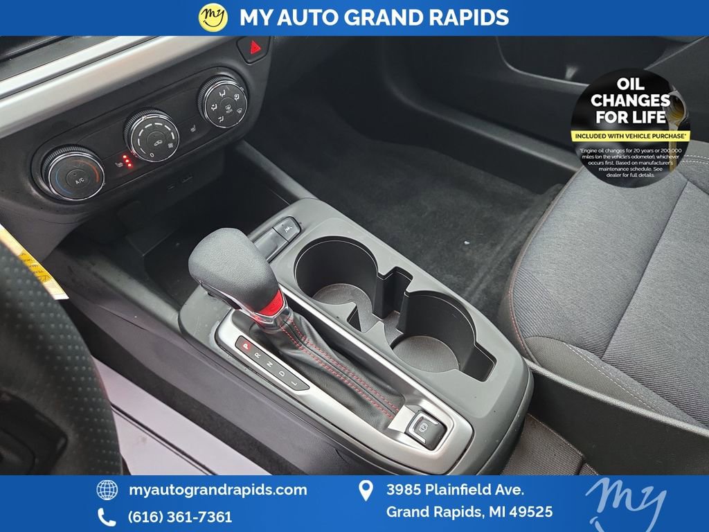 Used 2024 Chevrolet Trax RS image 27