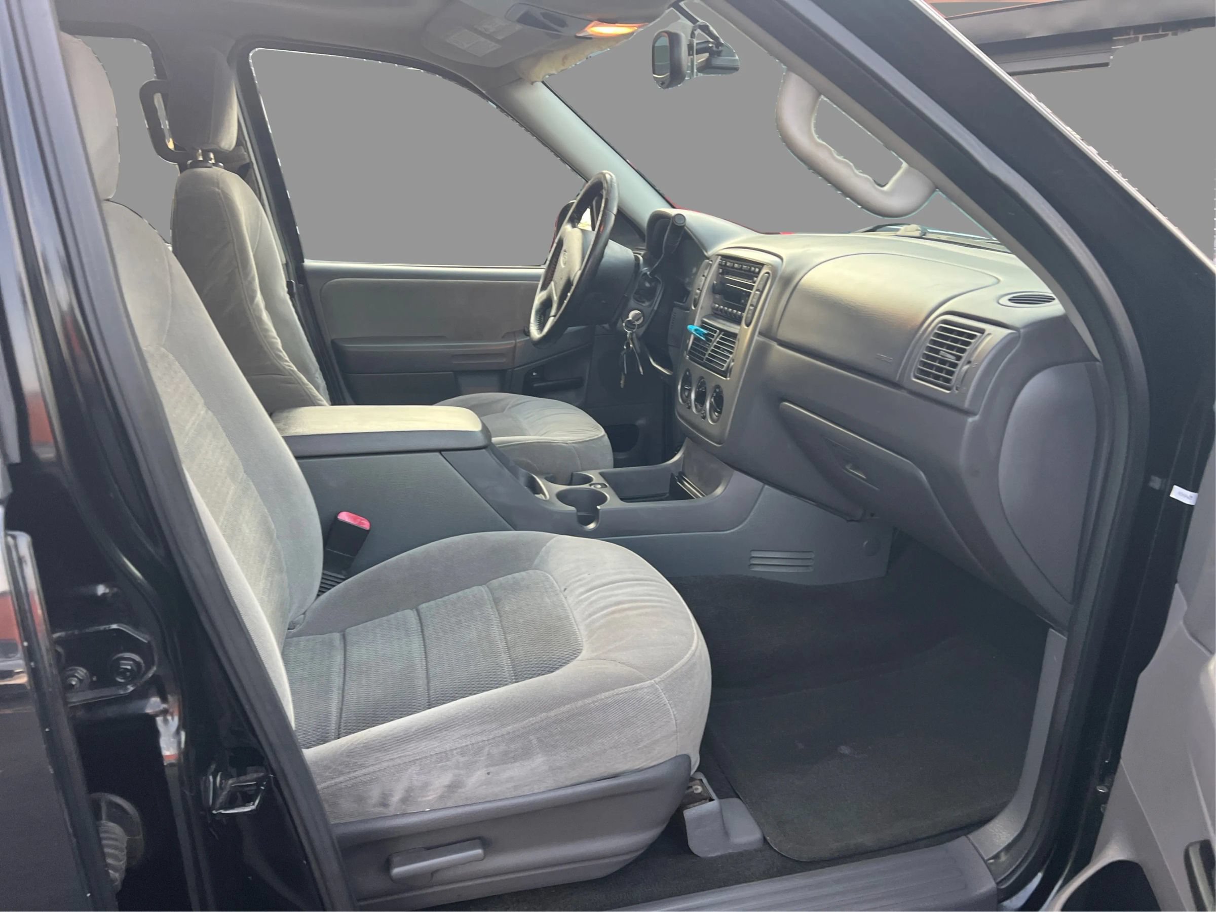 Used 2005 Ford Explorer Sport XLT AWD/4WD image 26