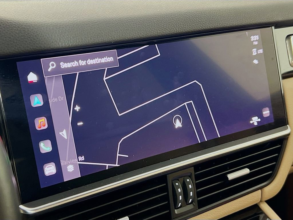 Certified 2023 Porsche Cayenne Platinum Edition image 16