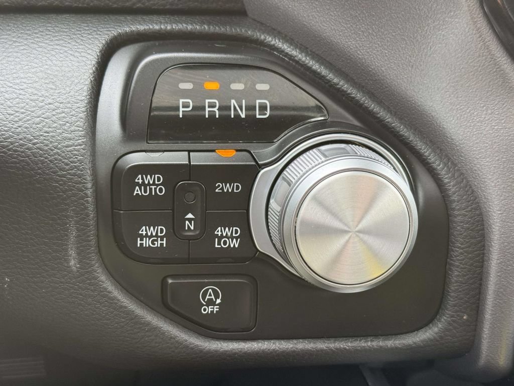 Used 2023 RAM 1500 Laramie AWD/4WD image 30