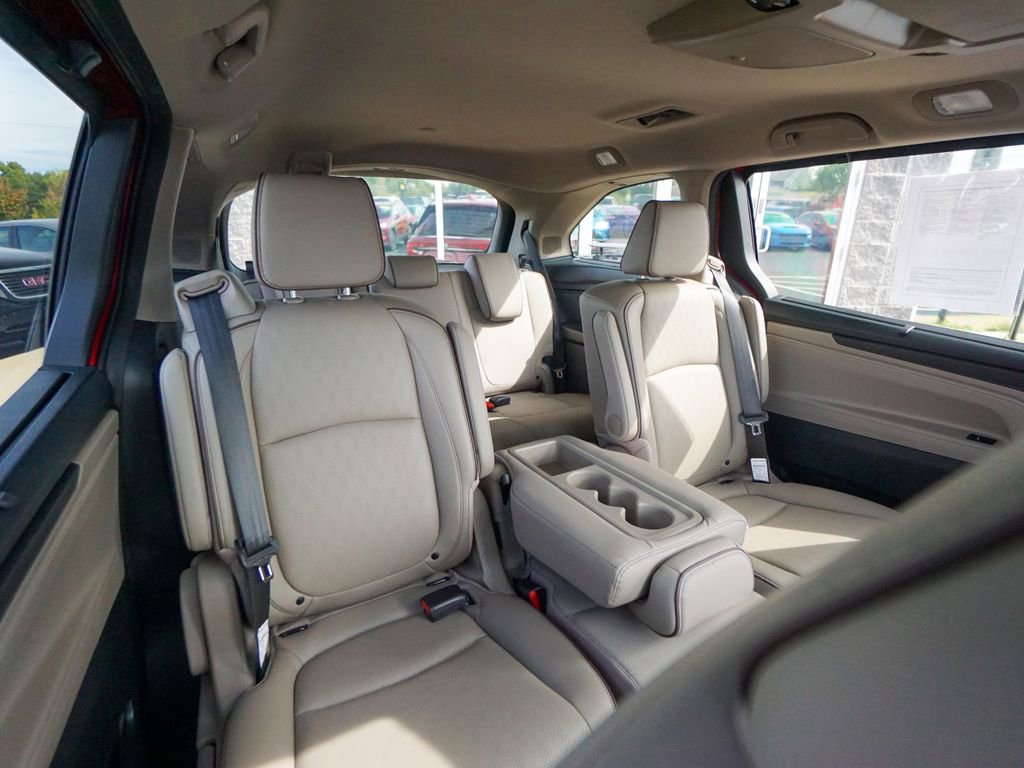 Used 2023 Honda Odyssey Elite image 35