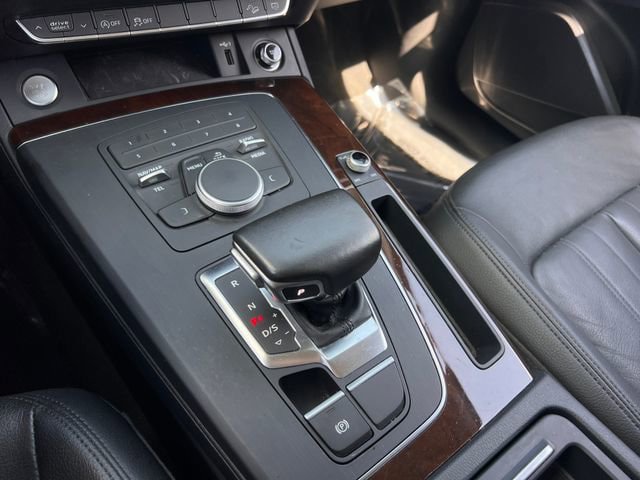 Used 2018 Audi Q5 2.0T Premium w/ Convenience Package AWD/4WD image 24