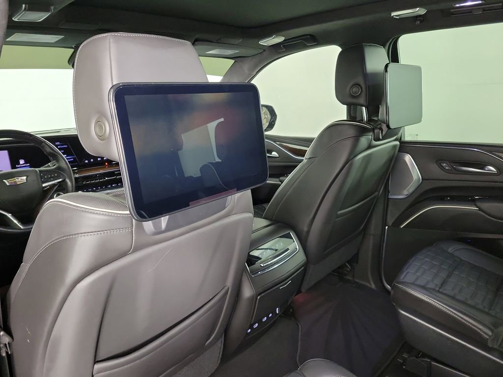 Used 2021 Cadillac Escalade Sport Platinum image 13