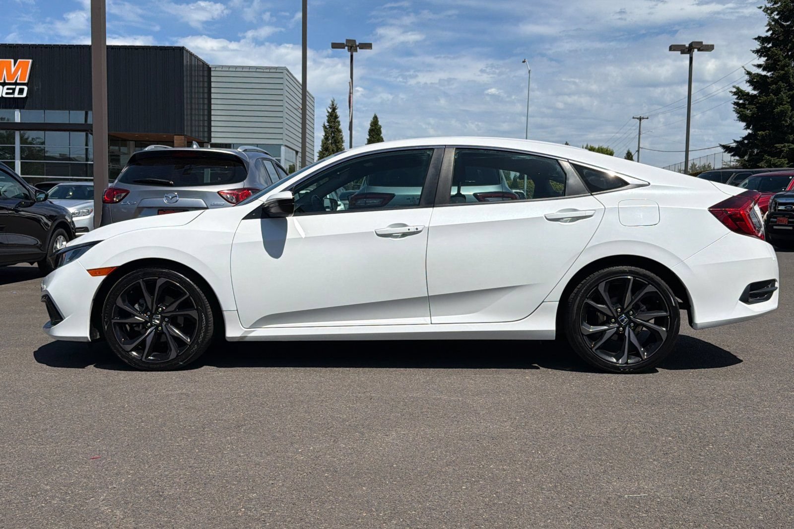 Used 2020 Honda Civic Sport image 9