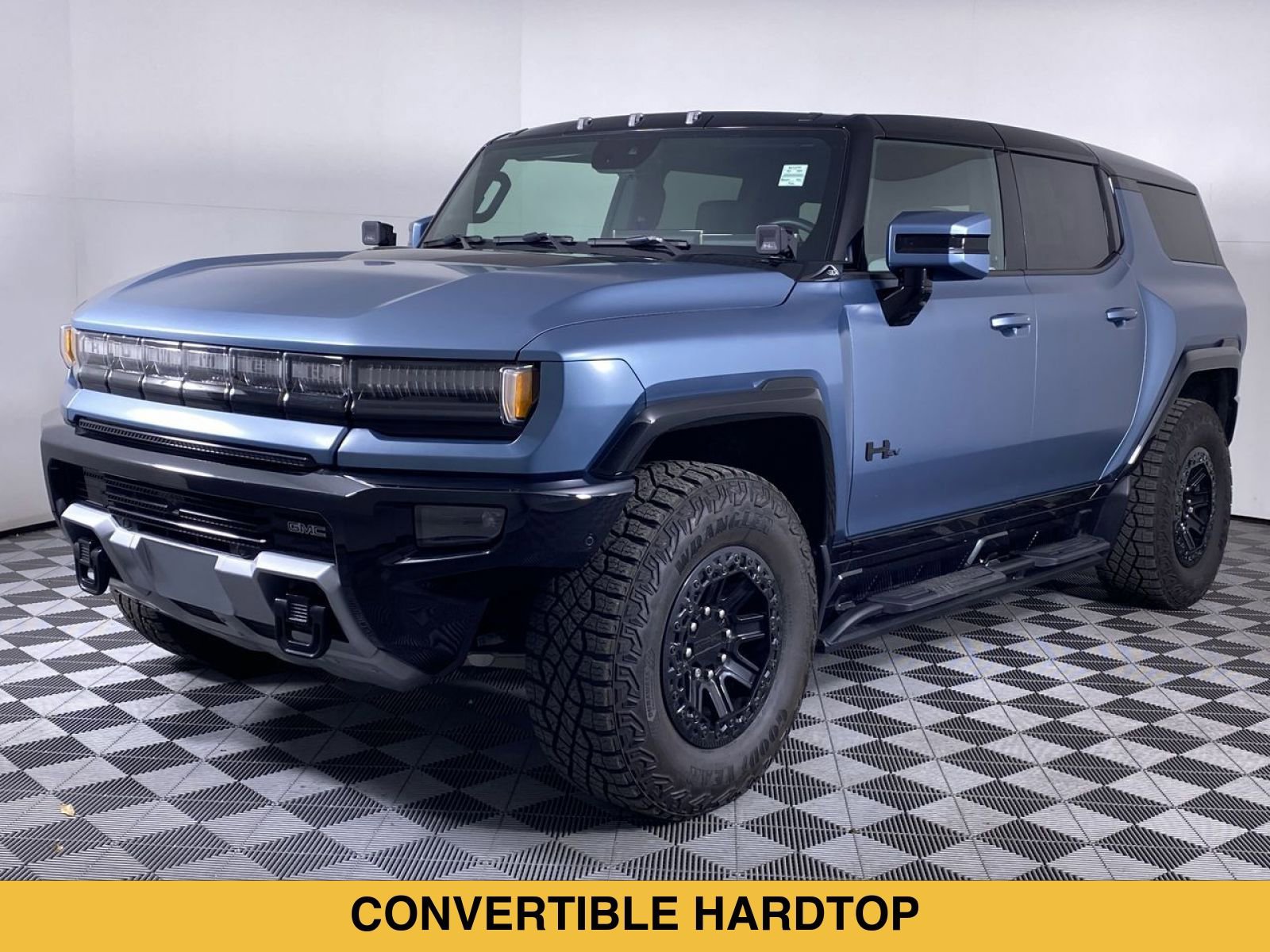 Certified 2024 GMC Hummer EV 3X w/ Omega Edition AWD/4WD image 17