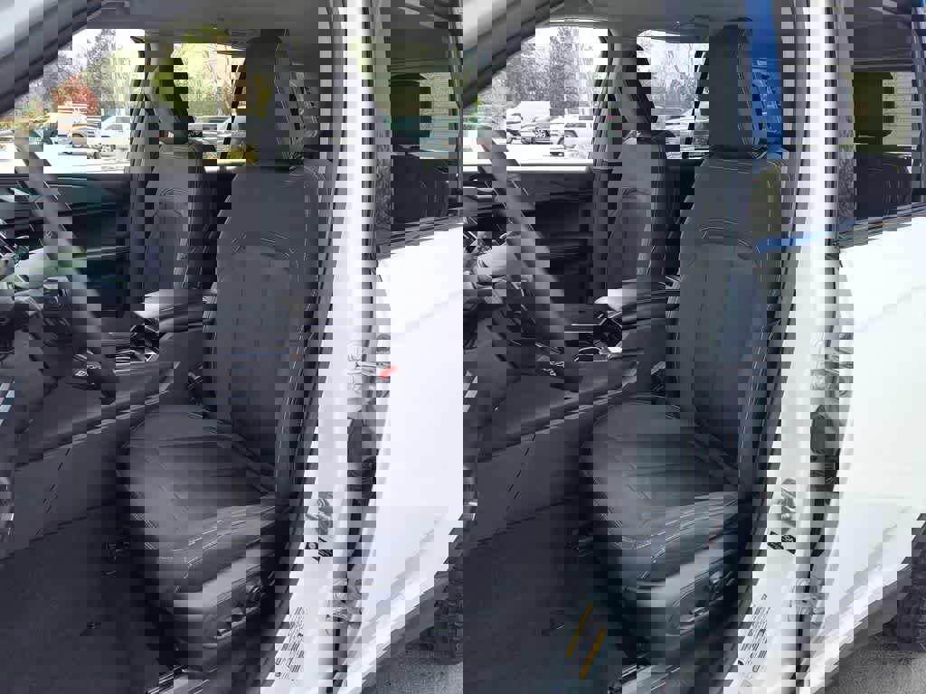 Used 2023 Jeep Grand Cherokee Laredo image 11