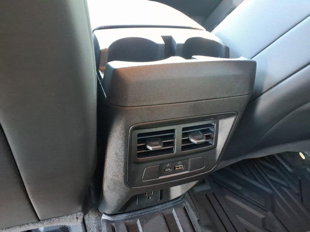 Certified 2024 Chevrolet Colorado Z71 w/ Z71 Convenience Package 2 image 28