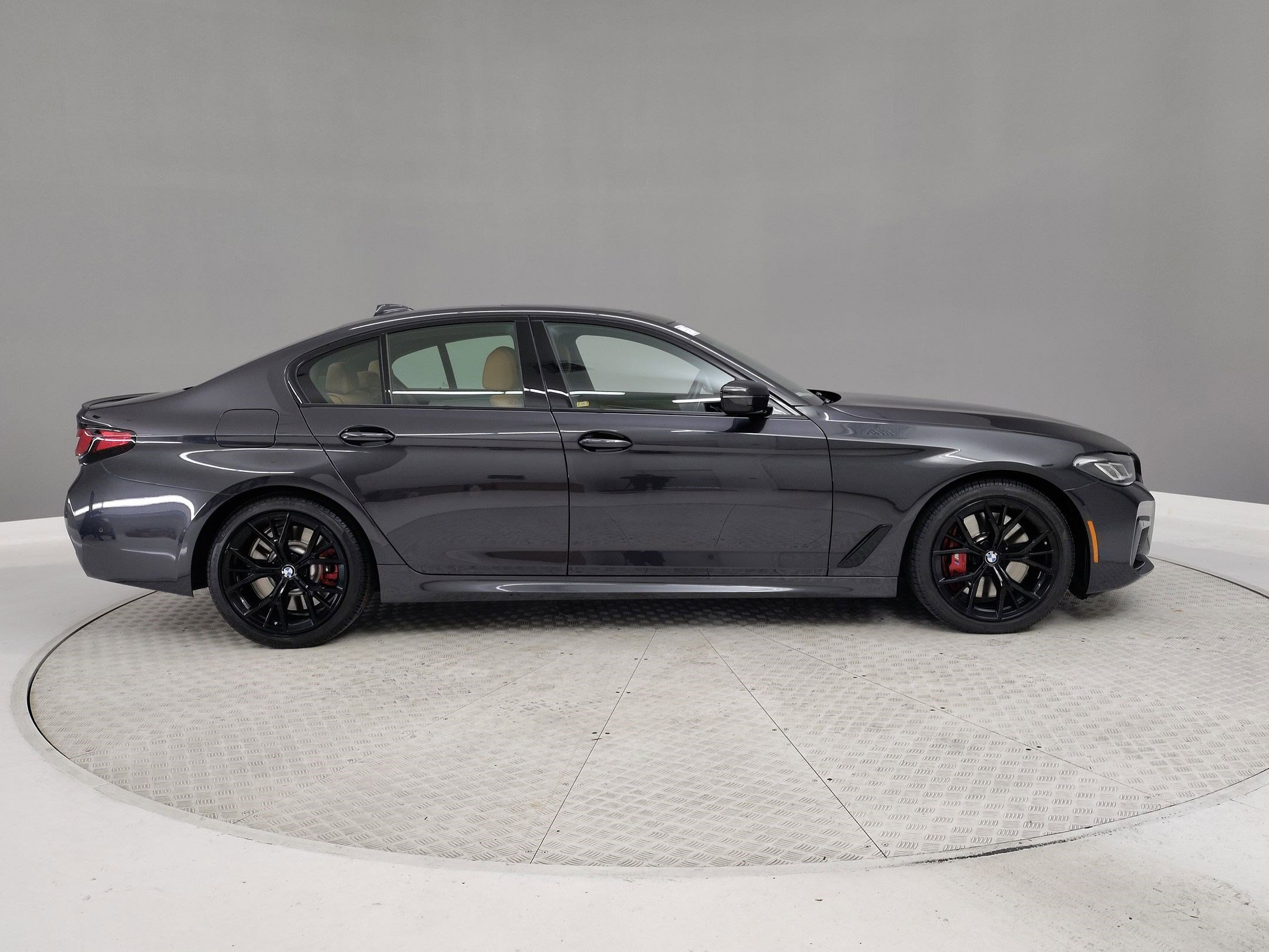 Certified 2023 BMW 540i w/ M Sport Package image 5