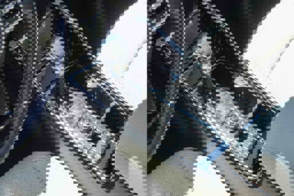 Certified 2023 Kia Sorento SX FWD image 15