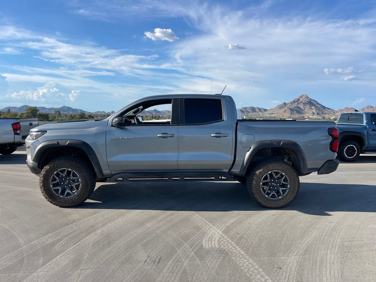 Used 2023 Chevrolet Colorado ZR2 w/ ZR2 Convenience Package III AWD/4WD image 5