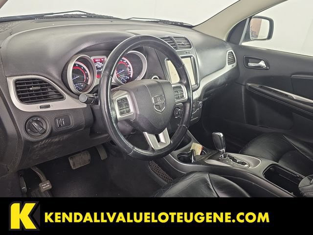 Used 2014 Dodge Journey SXT w/ Flexible Seating Group FWD image 3