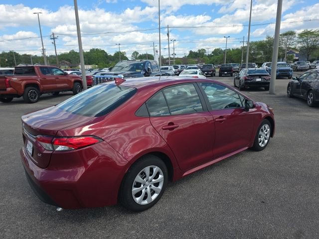 Certified 2024 Toyota Corolla LE FWD image 4