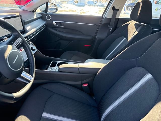 Certified 2024 Hyundai Sonata SEL w/ Convenience Package image 13