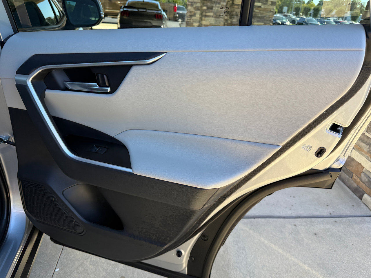 Used 2025 Toyota RAV4 XLE Premium w/ Weather Package image 16