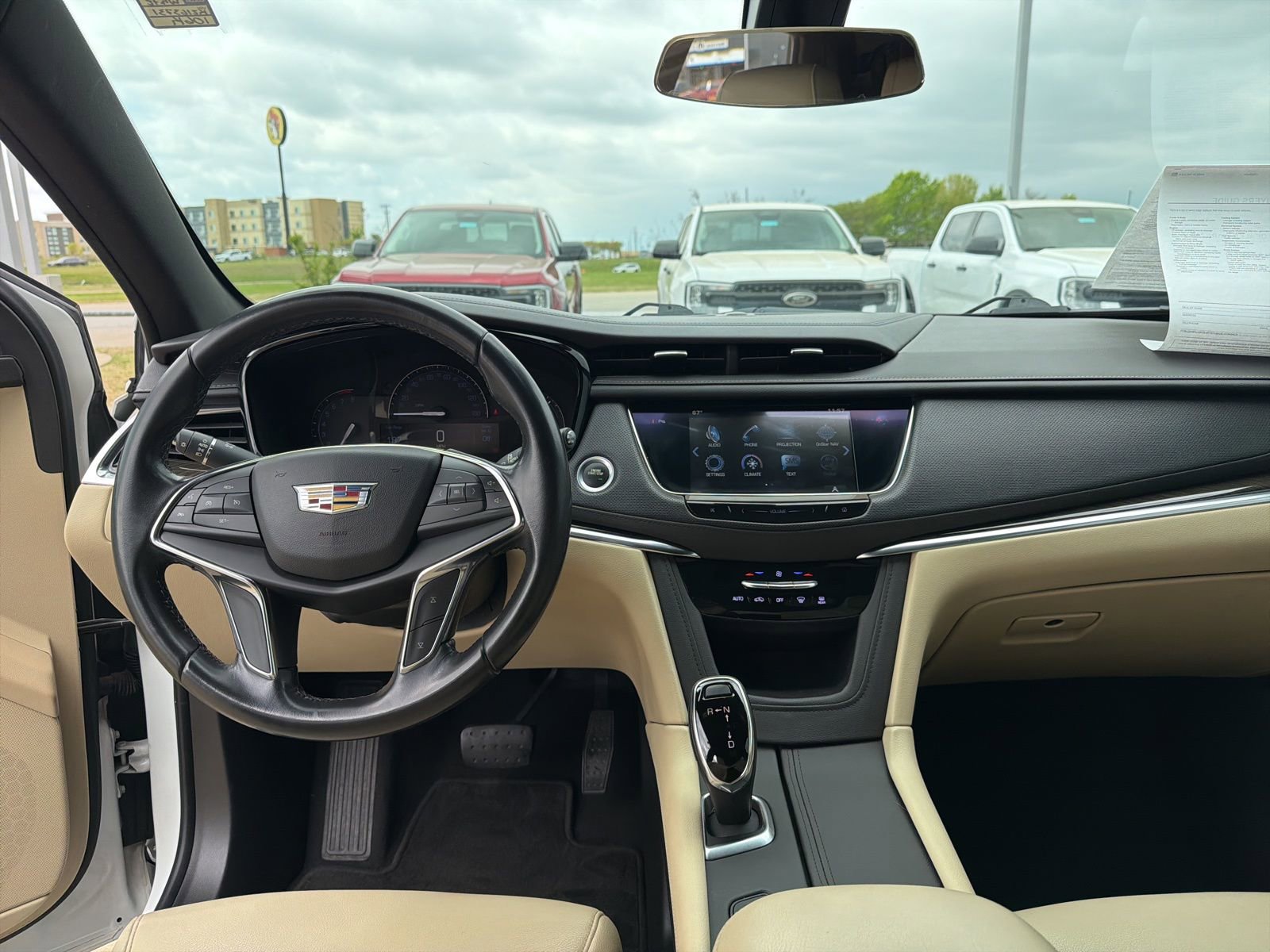 Used 2019 Cadillac XT5 FWD image 25
