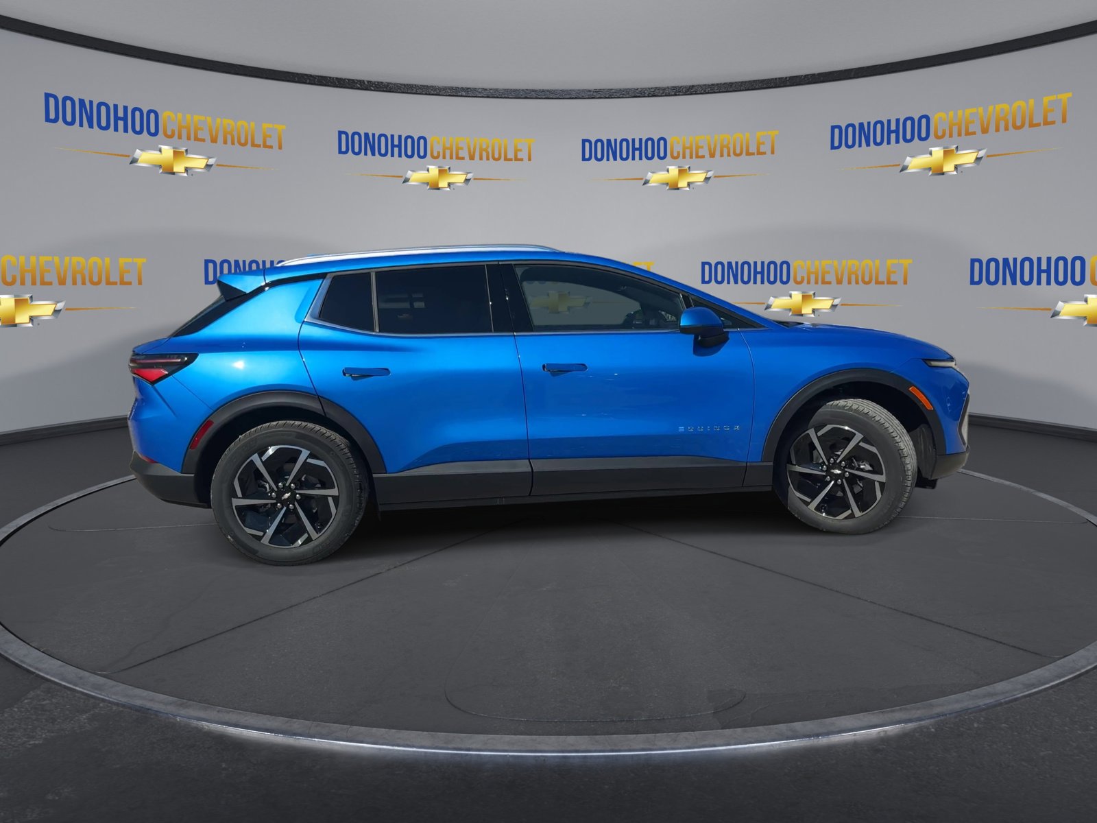 New 2026 Chevrolet Equinox EV LT image 12