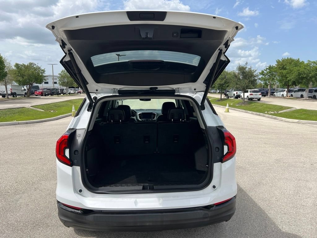 Used 2020 GMC Terrain SLT w/ Preferred Package FWD image 23