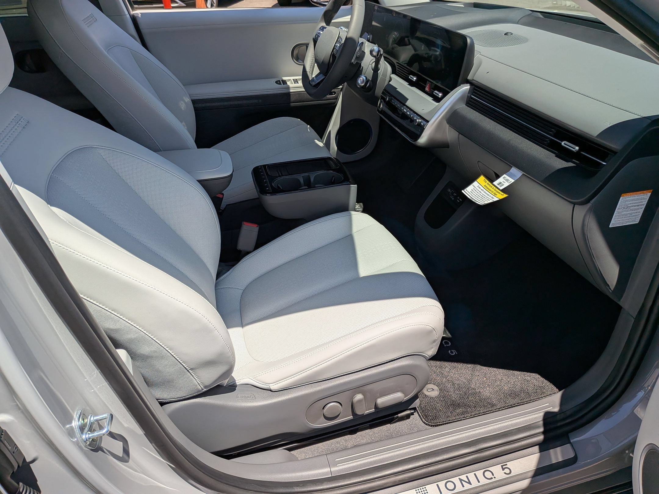 New 2026 Hyundai Ioniq 5 Limited RWD image 24