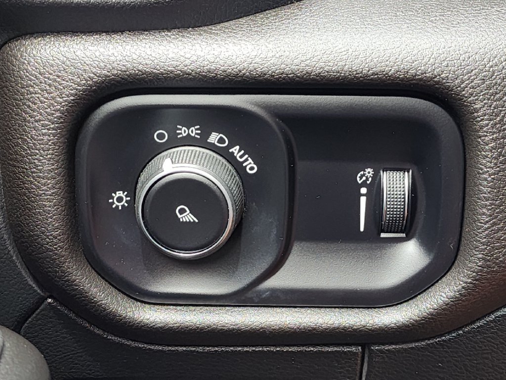 Used 2025 RAM 1500 Tradesman AWD/4WD image 34