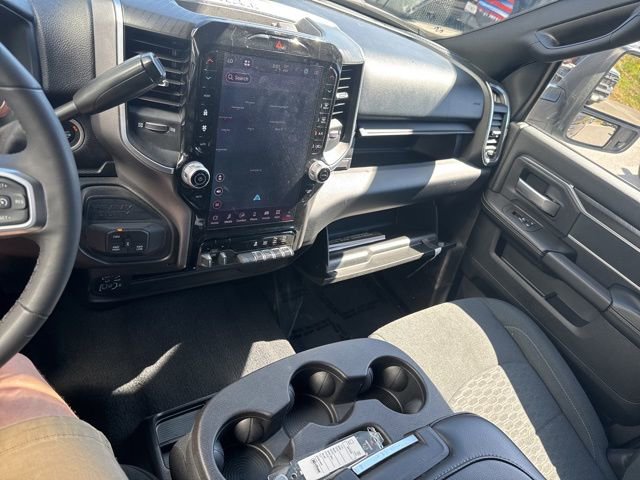 Used 2025 RAM 2500 Big Horn AWD/4WD image 28