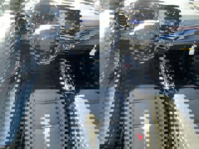 New 2026 Chevrolet Trax RS w/ Sunroof Package image 11