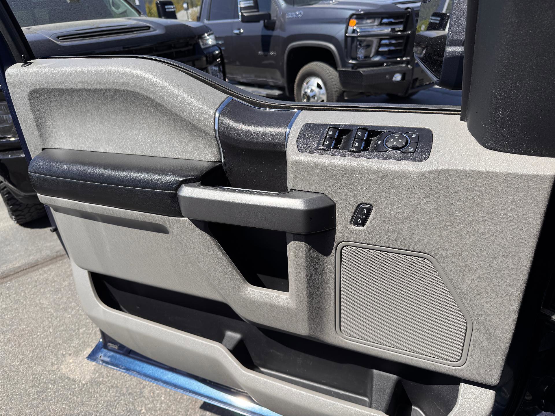 Used 2018 Ford F150 XLT w/ Trailer Tow Package AWD/4WD image 25