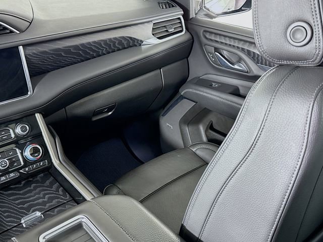 Used 2024 GMC Yukon Denali AWD/4WD image 24