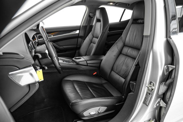 Used 2010 Porsche Panamera S image 30