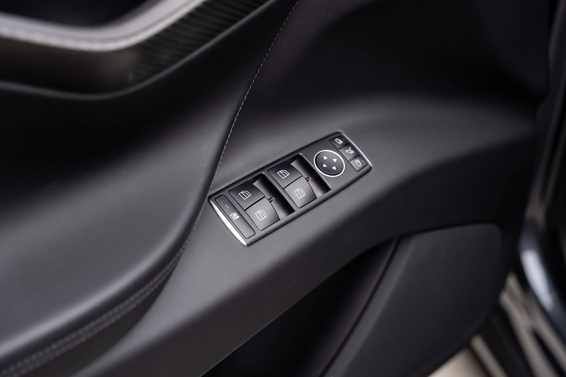 Used 2018 Tesla Model X 75D AWD/4WD image 51