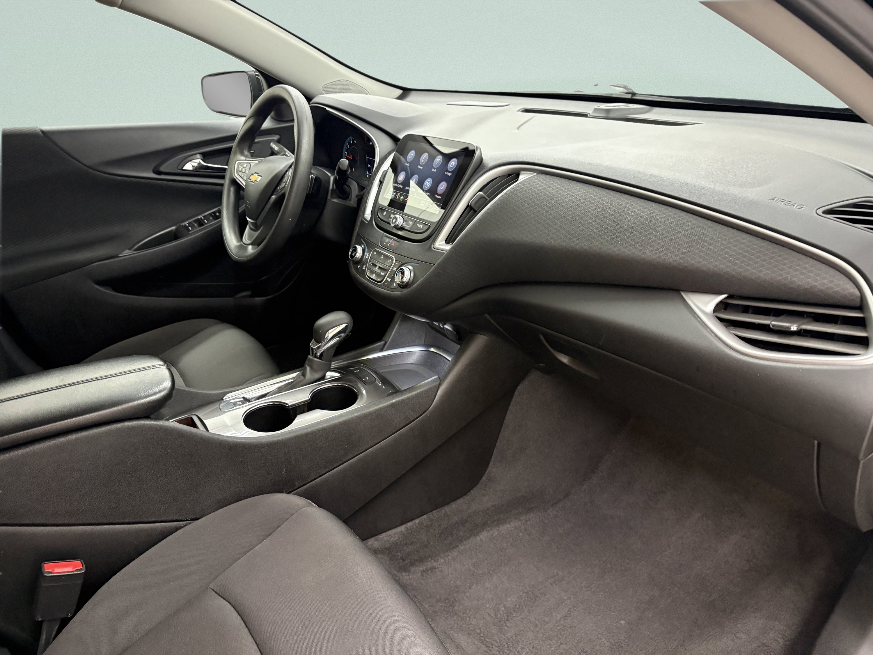 Used 2025 Chevrolet Malibu LT FWD image 20