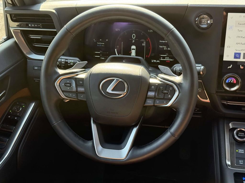 Used 2024 Lexus GX 550 w/ Accessory Package (Z1) image 9