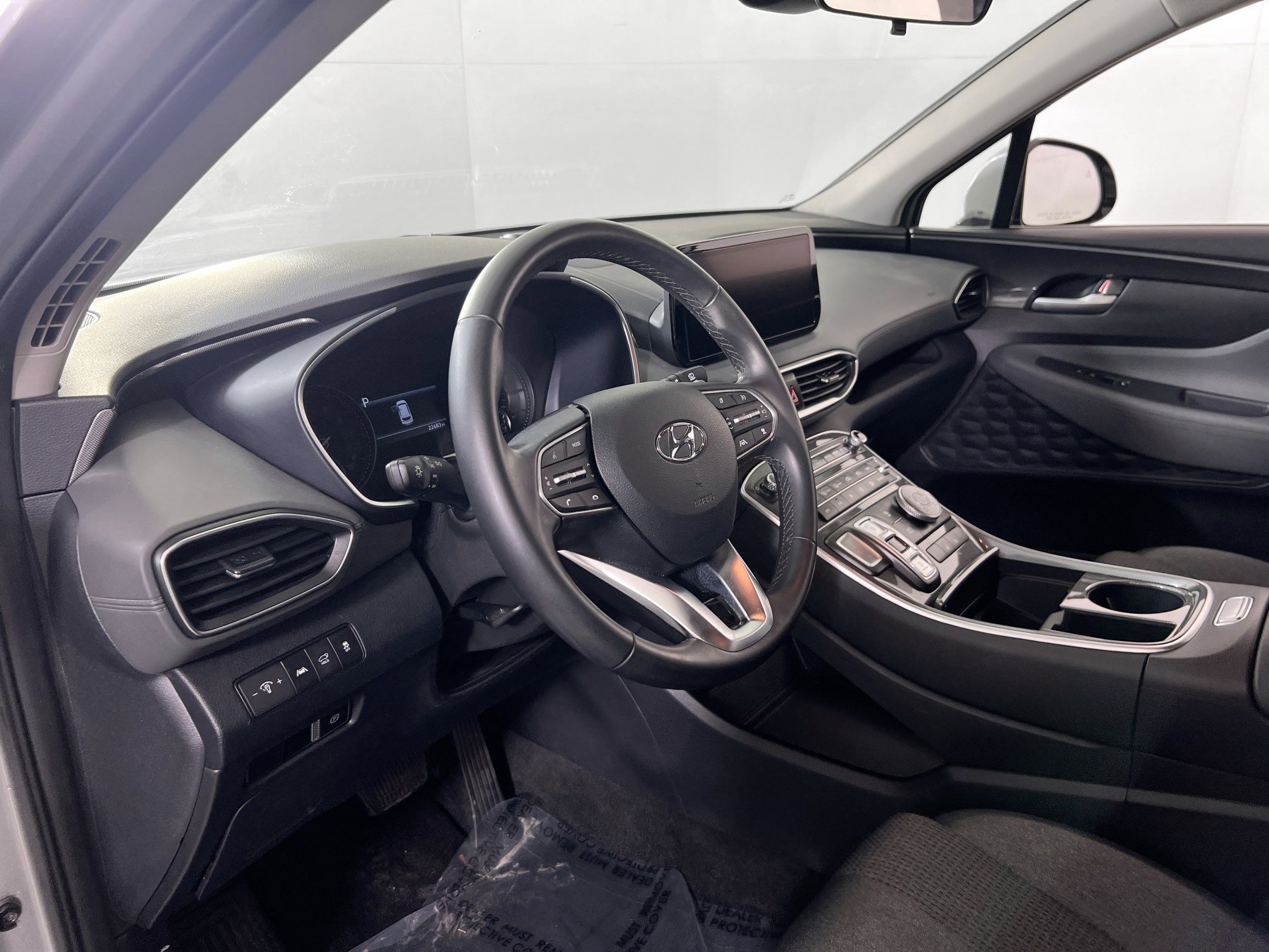 Used 2023 Hyundai Santa Fe SEL w/ Cargo Package AWD/4WD image 9