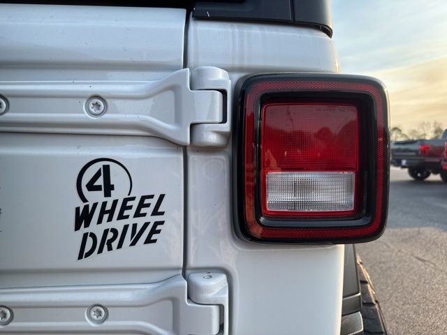 Used 2021 Jeep Wrangler Unlimited Sport image 12