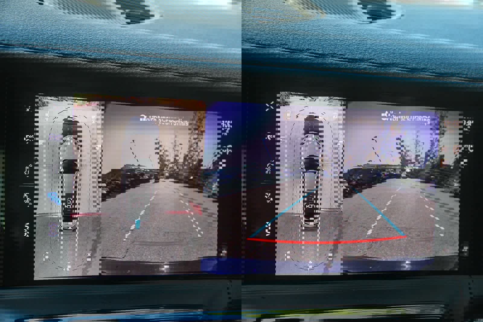 Used 2025 Porsche Panamera 4 image 24