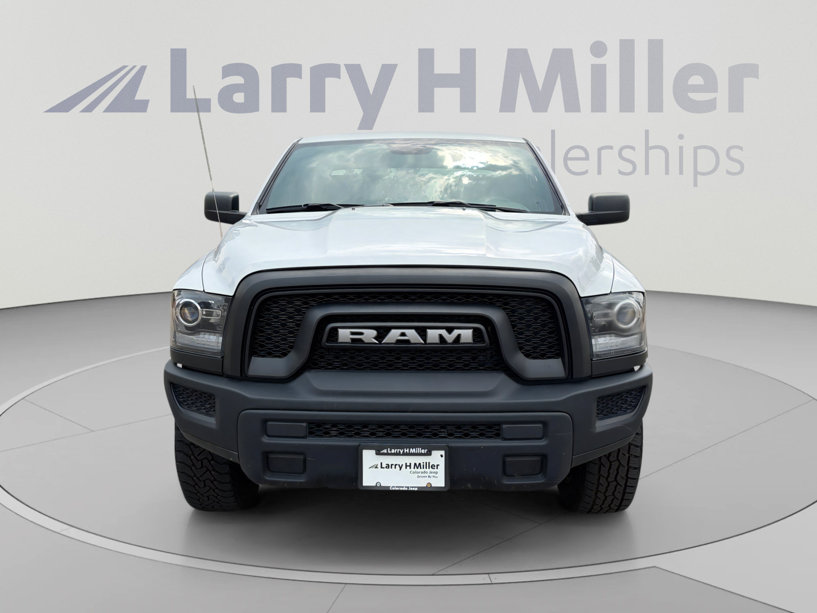 Used 2024 RAM 1500 Warlock AWD/4WD image 9