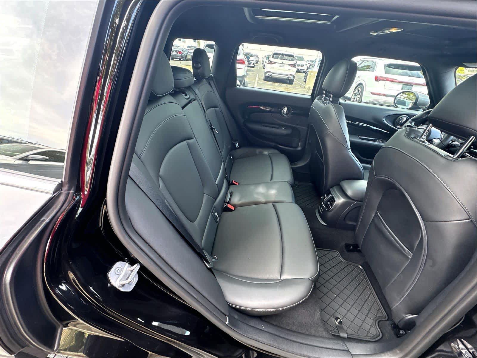 Used 2022 MINI Cooper Clubman S w/ Premium Package FWD image 27