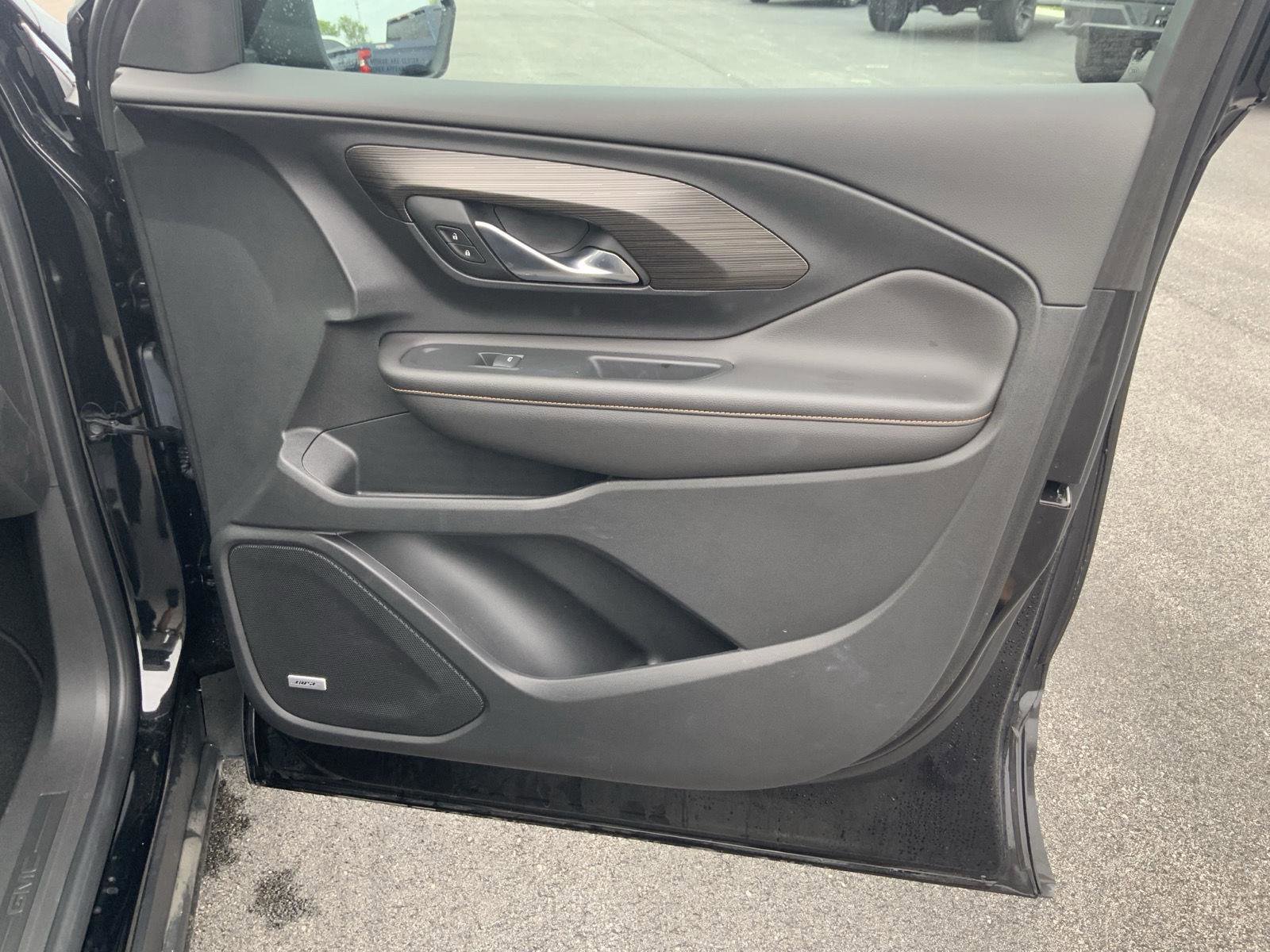 Used 2021 GMC Terrain SLT w/ Infotainment Package II FWD image 58