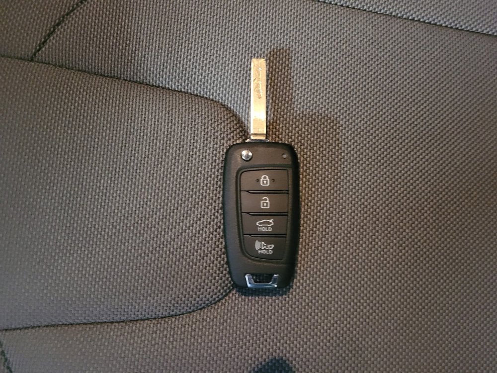 Used 2025 Hyundai Elantra SE image 32