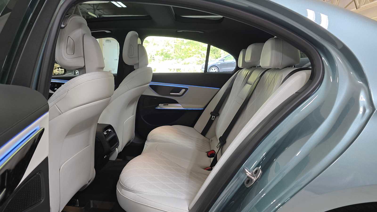 New 2026 Mercedes-Benz E 450 4MATIC Sedan image 20