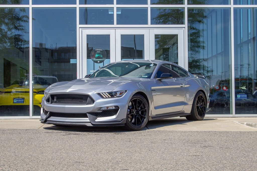 Used 2020 Ford Mustang Shelby GT350 w/ Technology Package RWD video 1