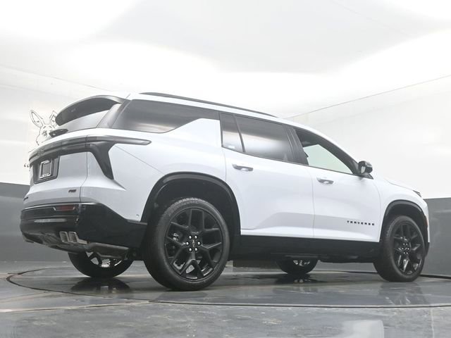 New 2026 Chevrolet Traverse RS w/ LPO, Floor Liner Package image 12