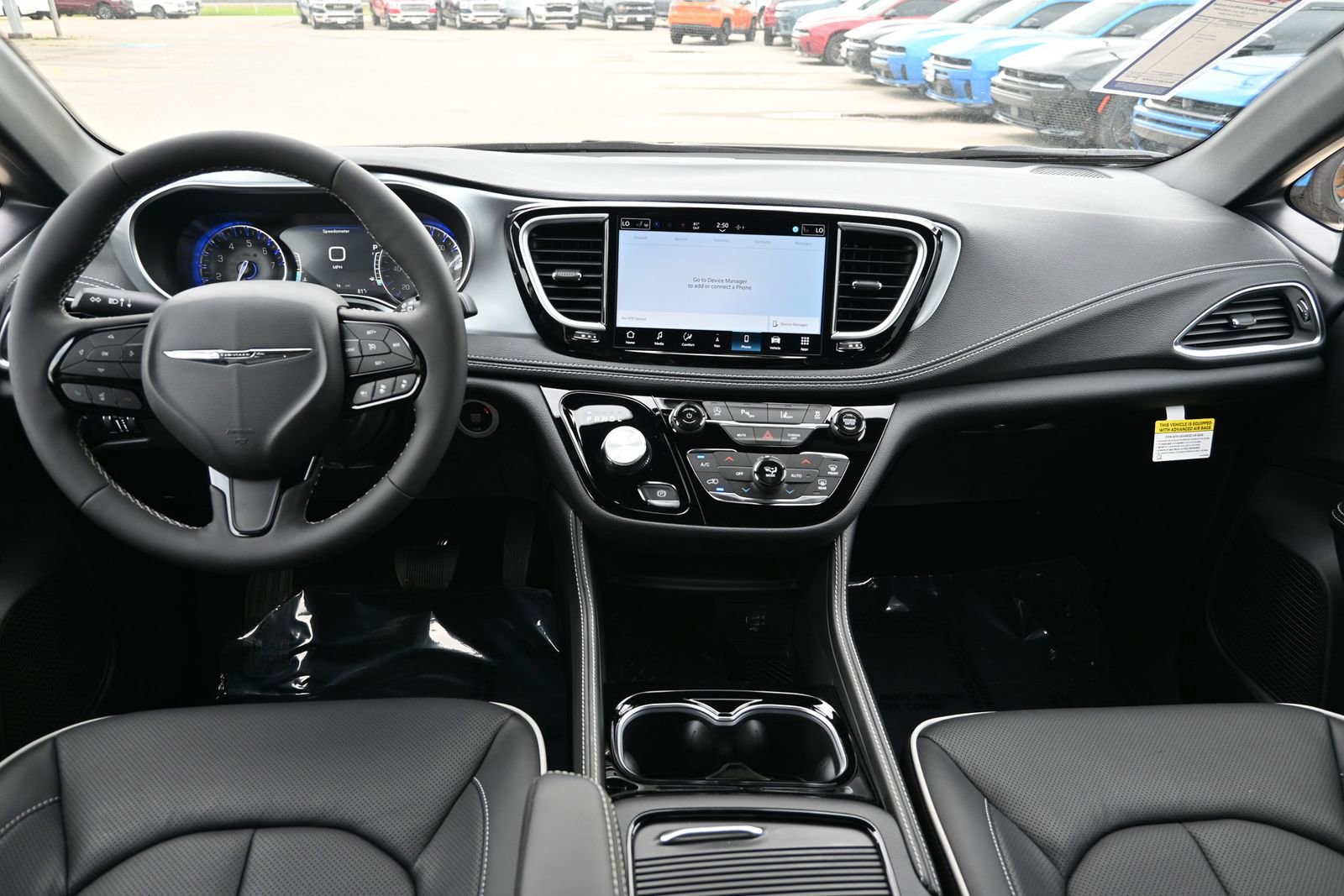 New 2026 Chrysler Pacifica Limited image 18