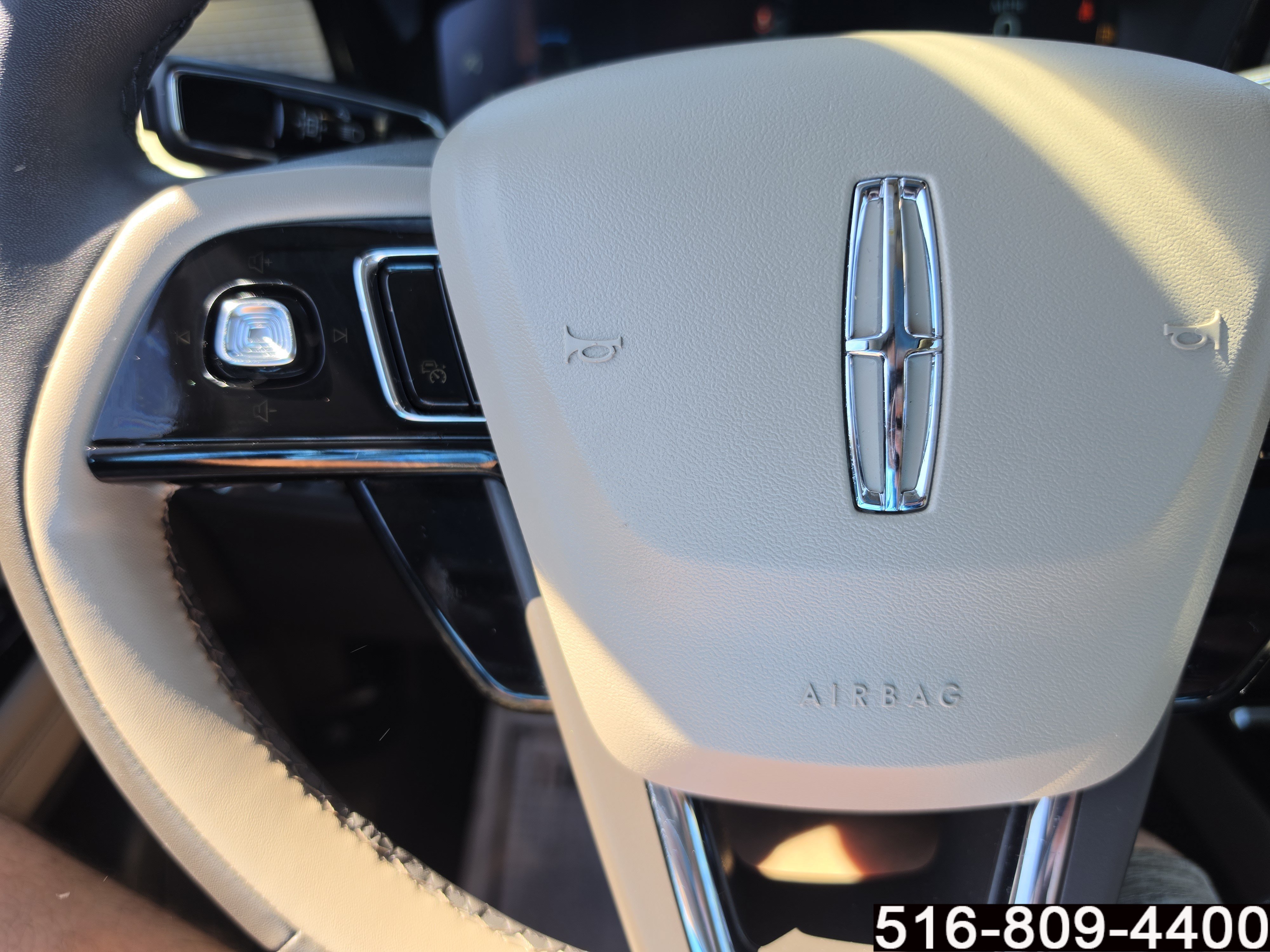 Used 2023 Lincoln Corsair AWD w/ Equipment Group 101A image 15